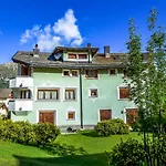 Chesa Vadret By Interhome Apartman Surlej