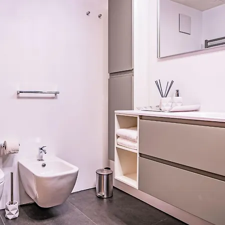 아파트 Chesa Vadret By Interhome