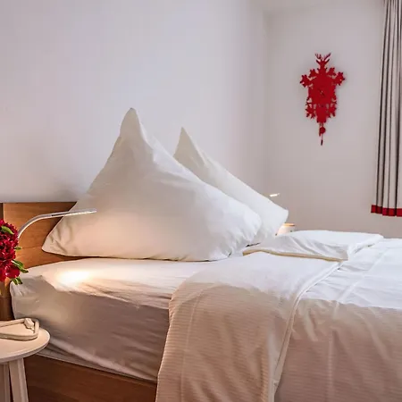 Chesa Vadret By Interhome *