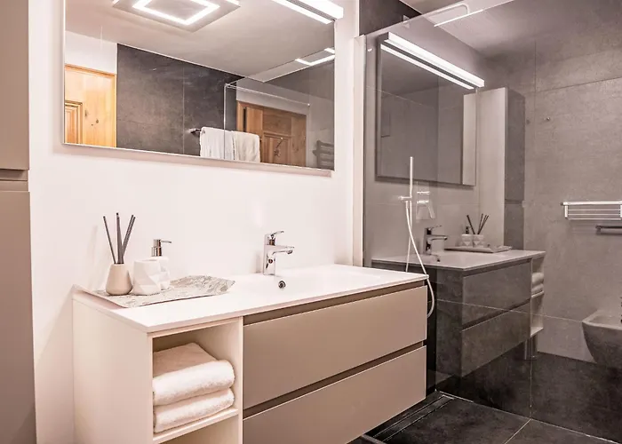 Chesa Vadret By Interhome Daire