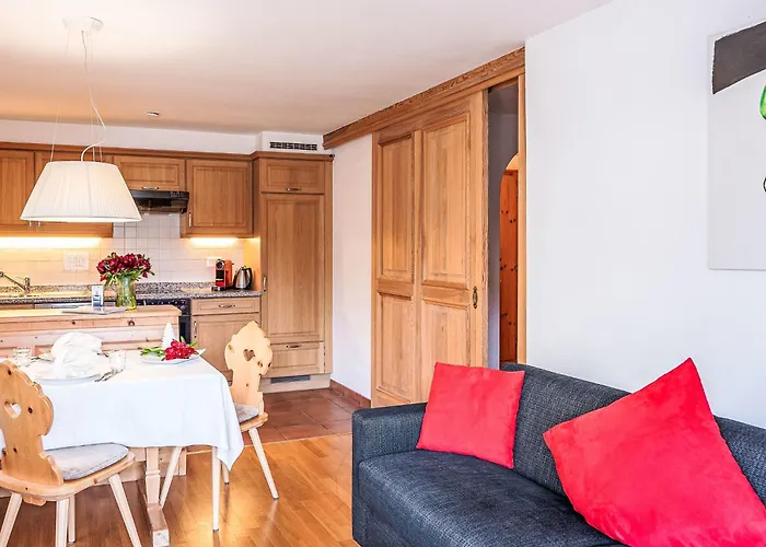 Chesa Vadret By Interhome Appartamento Surlej